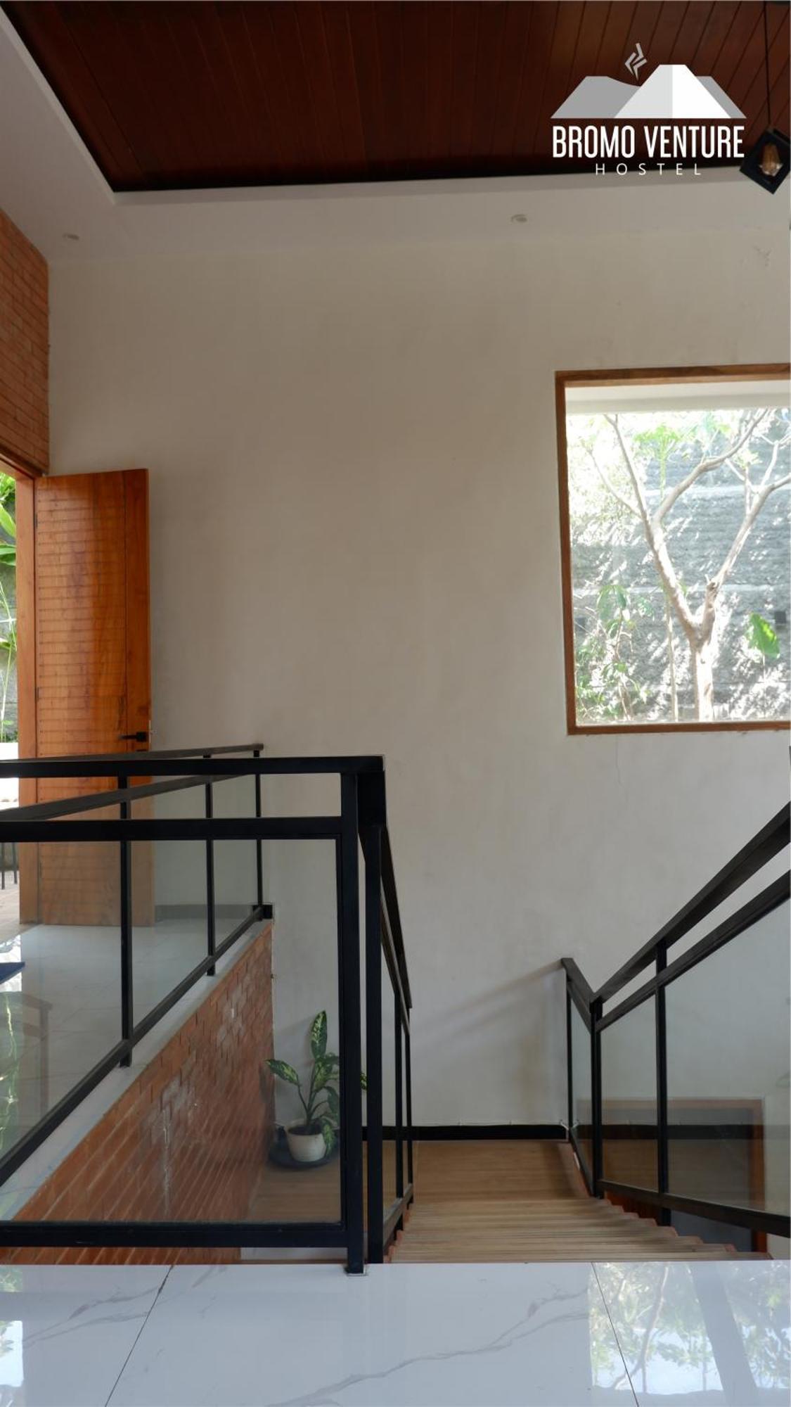 Albergue Bromo Venture Probolinggo Exterior foto